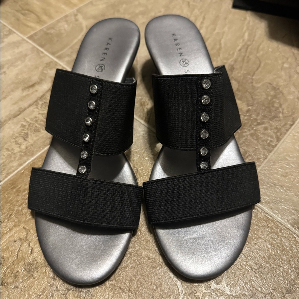 Karen Scott Sandals
